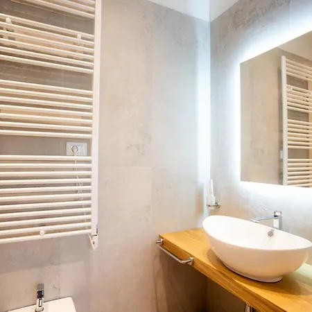 19 Al Paradiso Guest house 3*